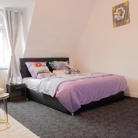 Superior 3 Rooms, 4-8 Guests, Modern, Full Equipped * Duisburg